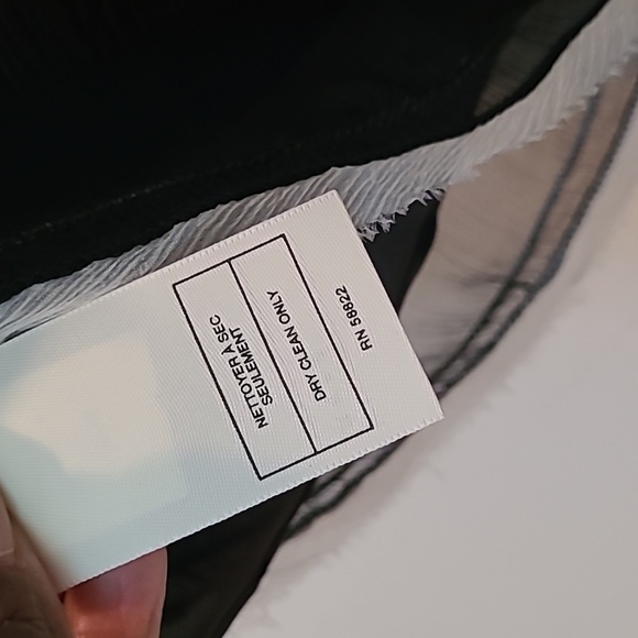 Max Studio SILK Special Edition Layered Decorative Stitched White Hem Skirt S - Picture 8 of 14